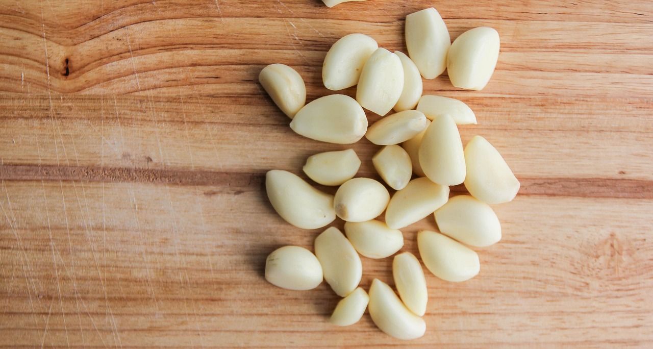 Tout savoir sur les aromates : guide complet pour les utiliser en cuisine découvrez notre sélection d'herbes aromatiques fraîches et bien-être pour sublimer vos plats et améliorer votre santé au quotidien.