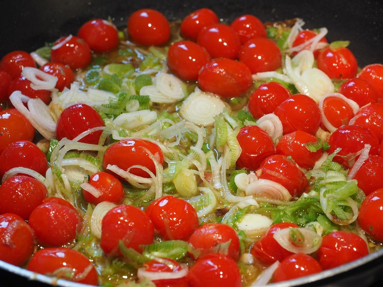 découvrez des recettes savoureuses et fraîches à base de légumes de printemps pour cuisiner des plats sains et colorés.