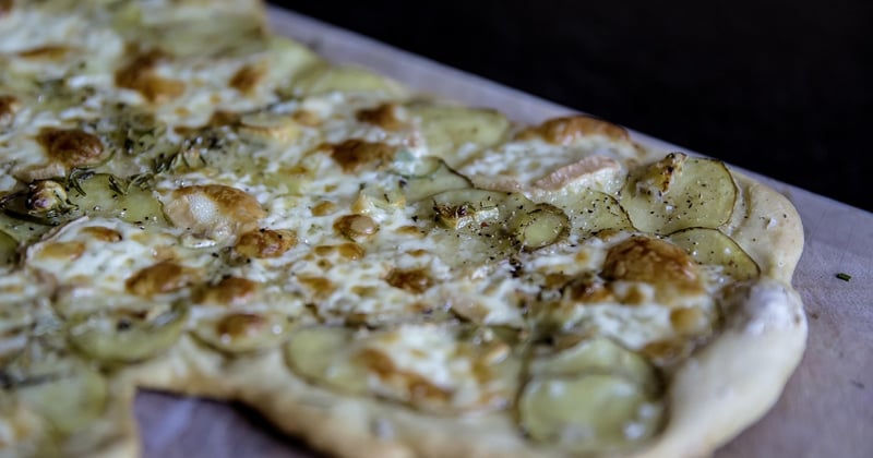Tarte aux pommes de terre : la recette fondante qui change tout
